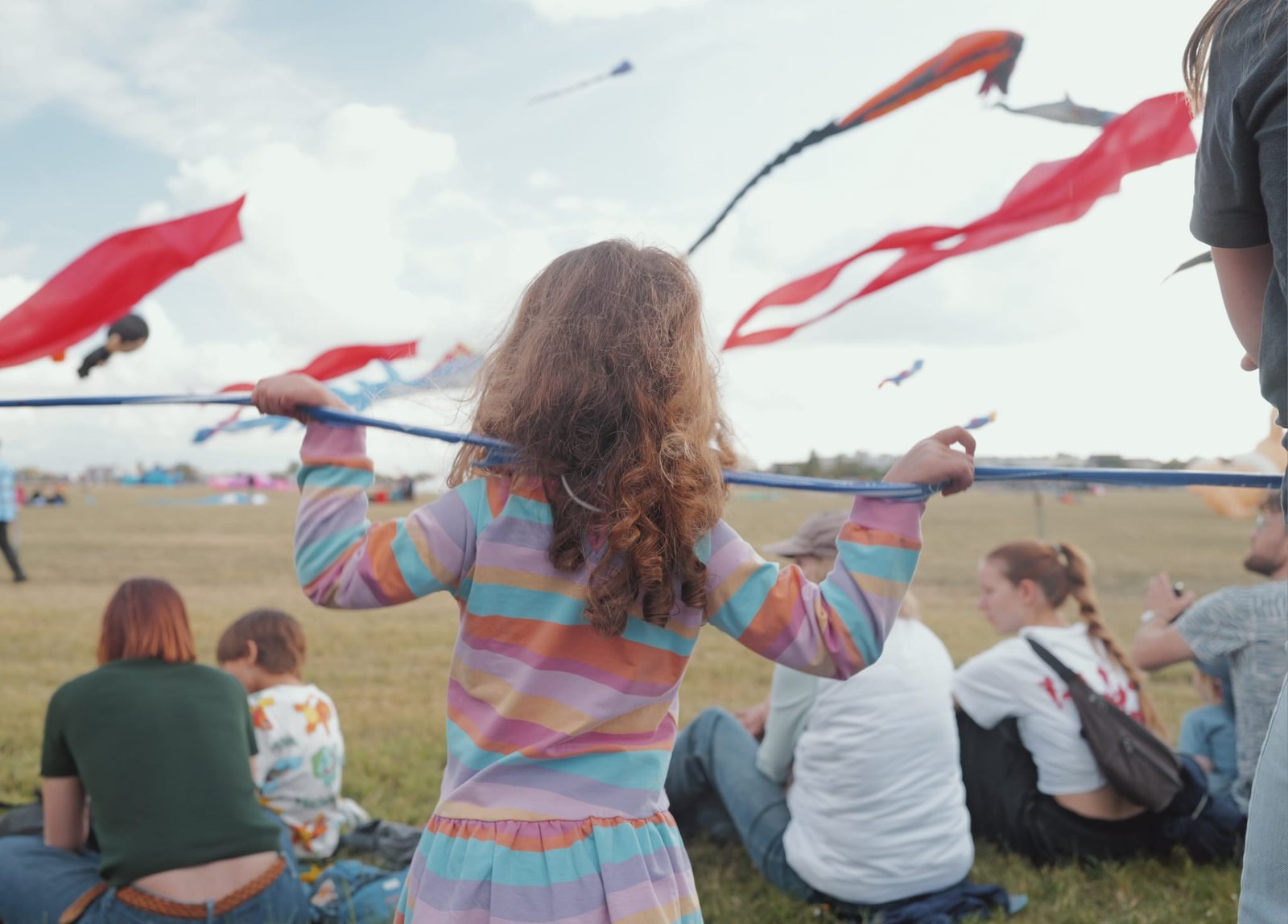 Familienausflug zum Drachenfest auf dem Tempelhofer Feld